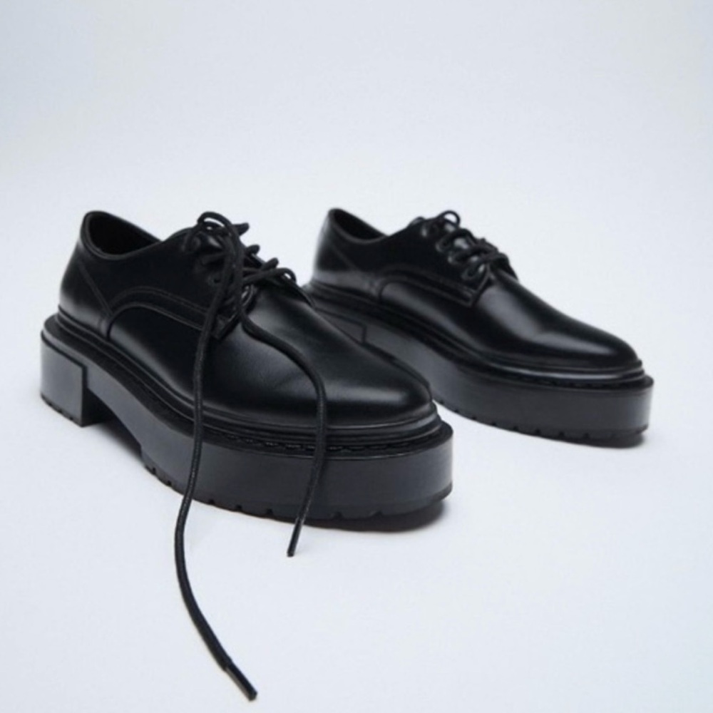 ZARA women shoes size 7.5 NWOT box